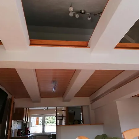 Apartment Max